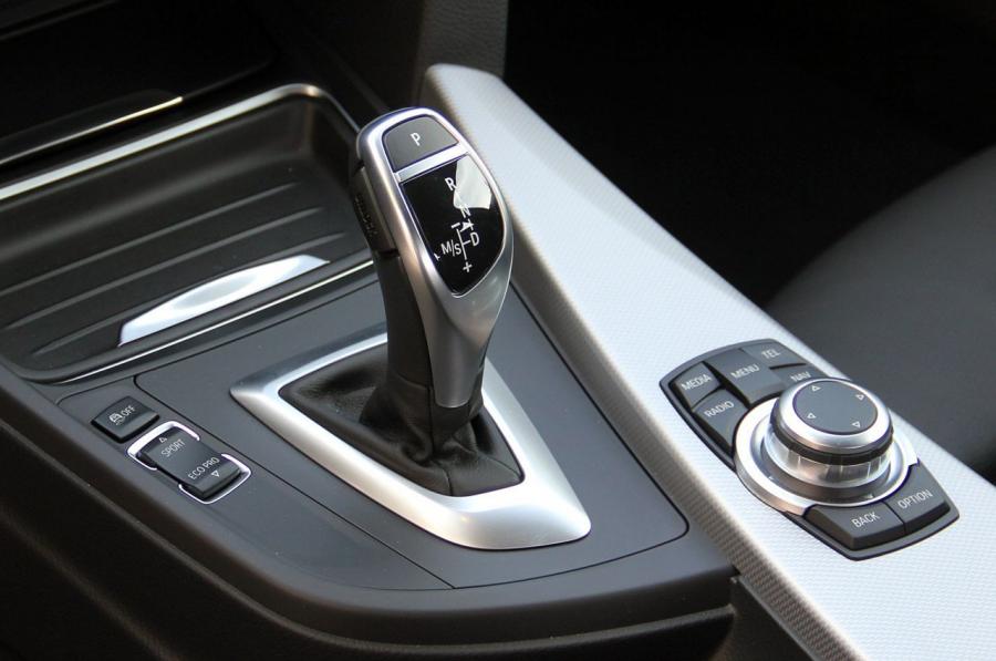  BMW 3-Series GT 2014 года  (фото 14 из 154)